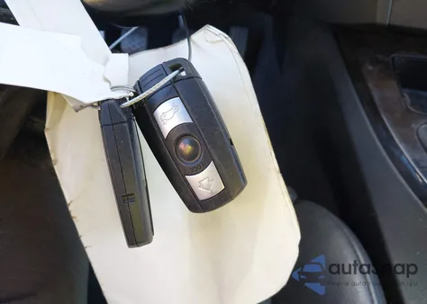 2011 BMW 328I xDrive из США, поврежденный, VIN WBAKF5C52BE517668